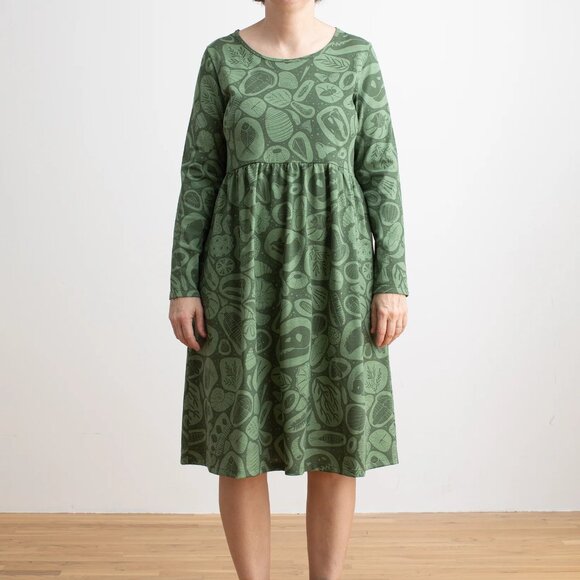 Winter Water Factory Dresses & Skirts - Winter Water Factory Dress Copenhagen Green Fossil Print LS Organic Cotton XS